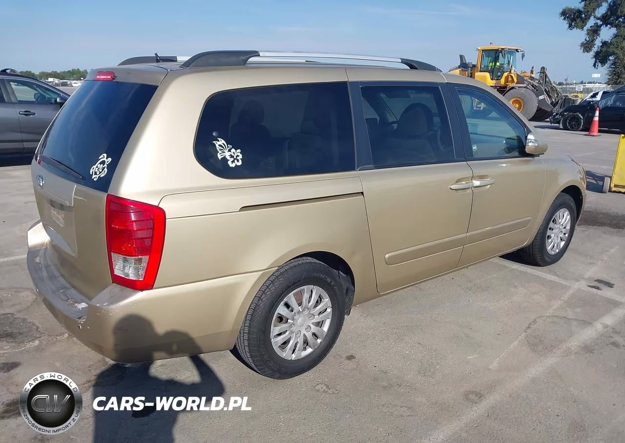 2011 Kia Sedona Lx VIN:KNDMG4C7XB6384351 - 4