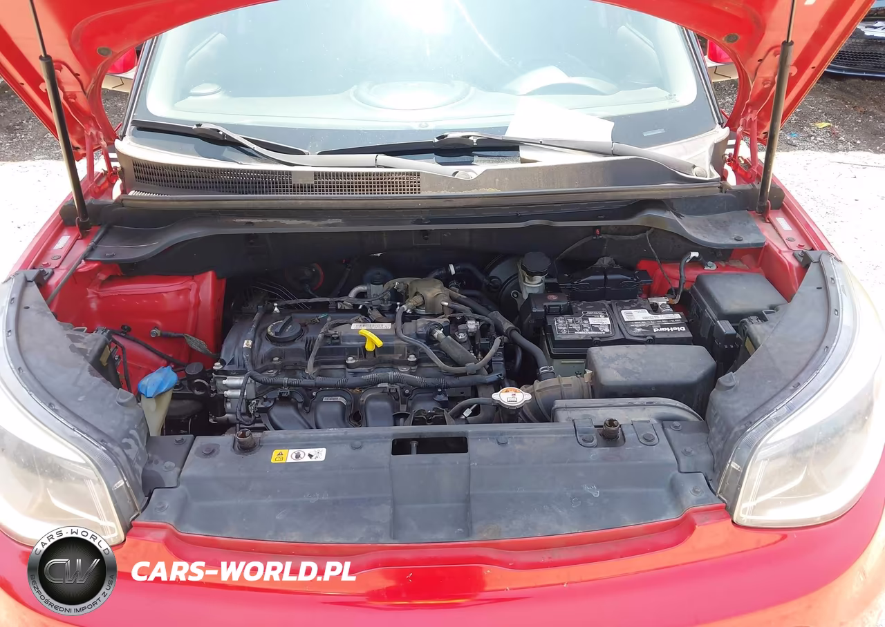 2018 Kia Soul + VIN:KNDJP3A5XJ7619984 - 10