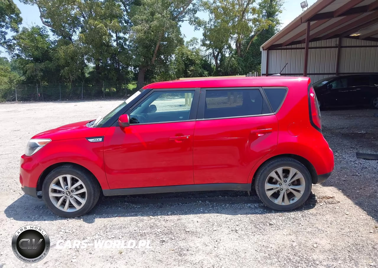 2018 Kia Soul + VIN:KNDJP3A5XJ7619984 - 14