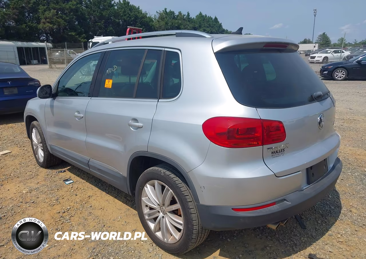 2012 Volkswagen Tiguan Se VIN:WVGAV7AX5CW526471 - 3