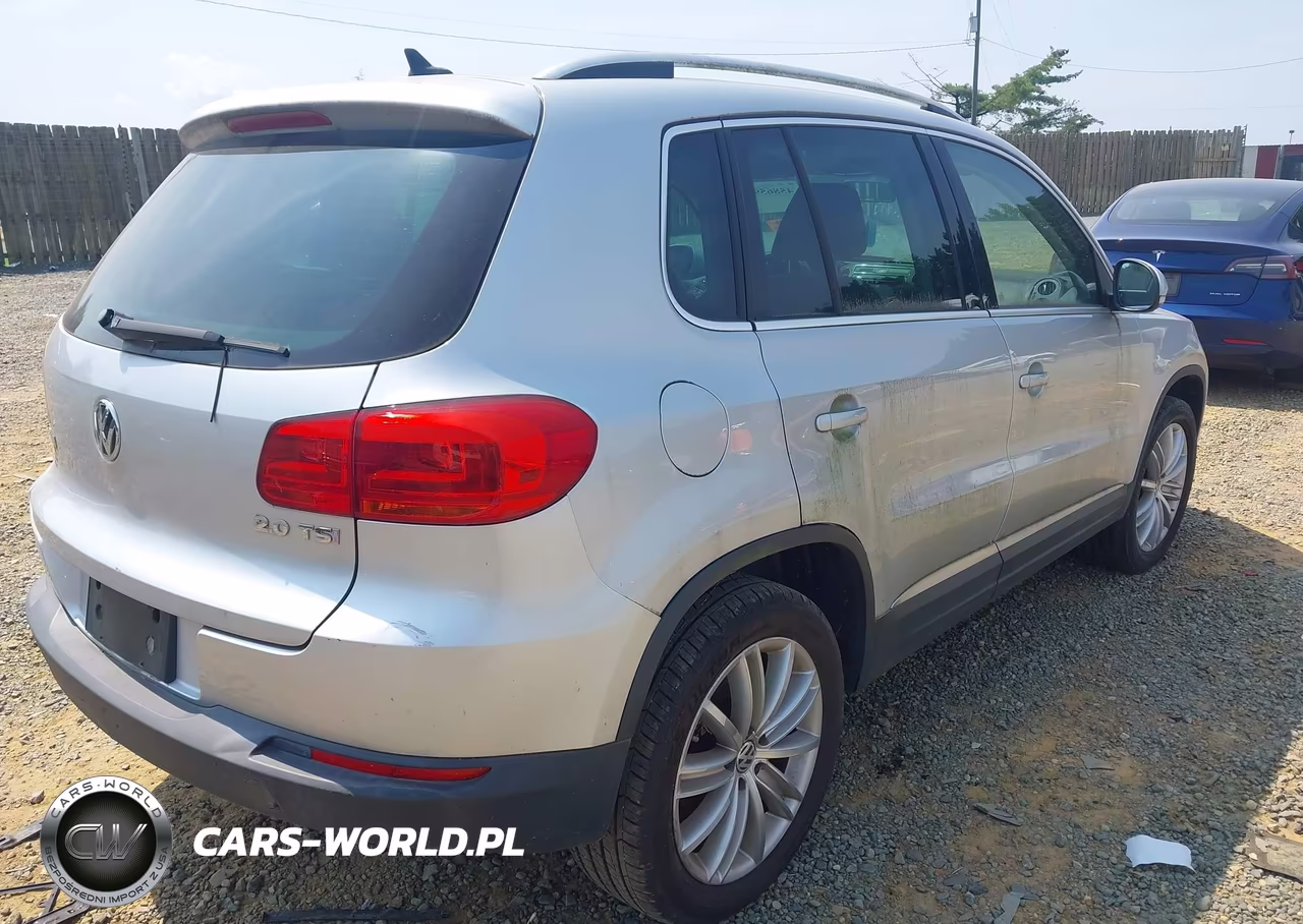 2012 Volkswagen Tiguan Se VIN:WVGAV7AX5CW526471 - 4