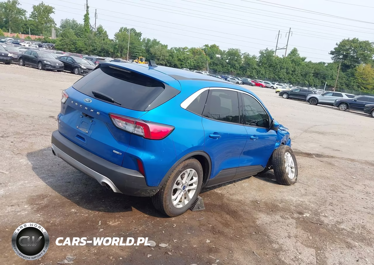 2020 Ford Escape Se VIN:1FMCU9G6XLUA66497 - 4