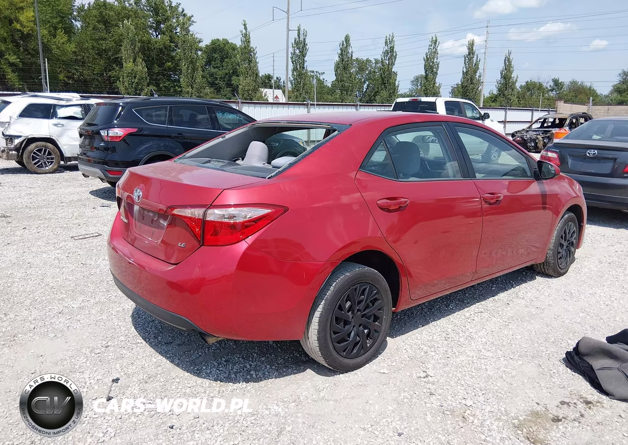 2017 Toyota Corolla Le VIN:5YFBURHE0HP571927 - 4