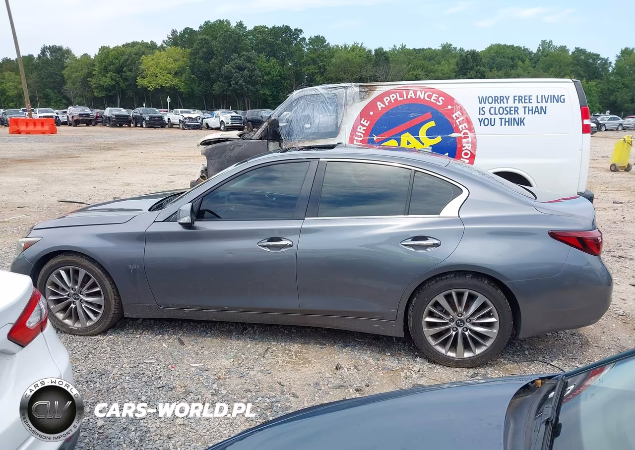 2018 Infiniti Q50 3.0T Luxe VIN:JN1EV7AP9JM356987 - 14