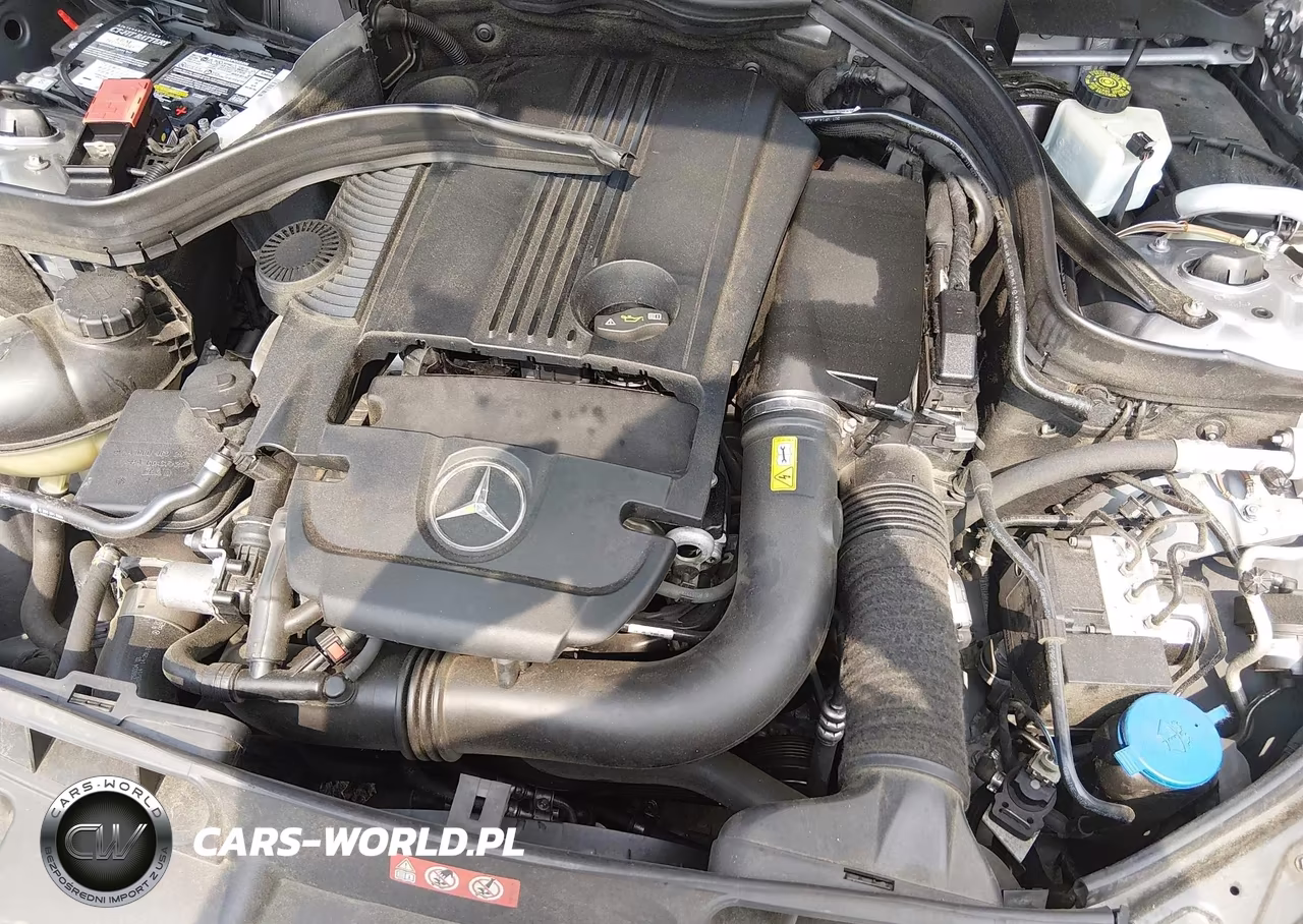 2014 Mercedes-Benz C 250 Sport VIN:WDDGF4HB9EA962105 - 10
