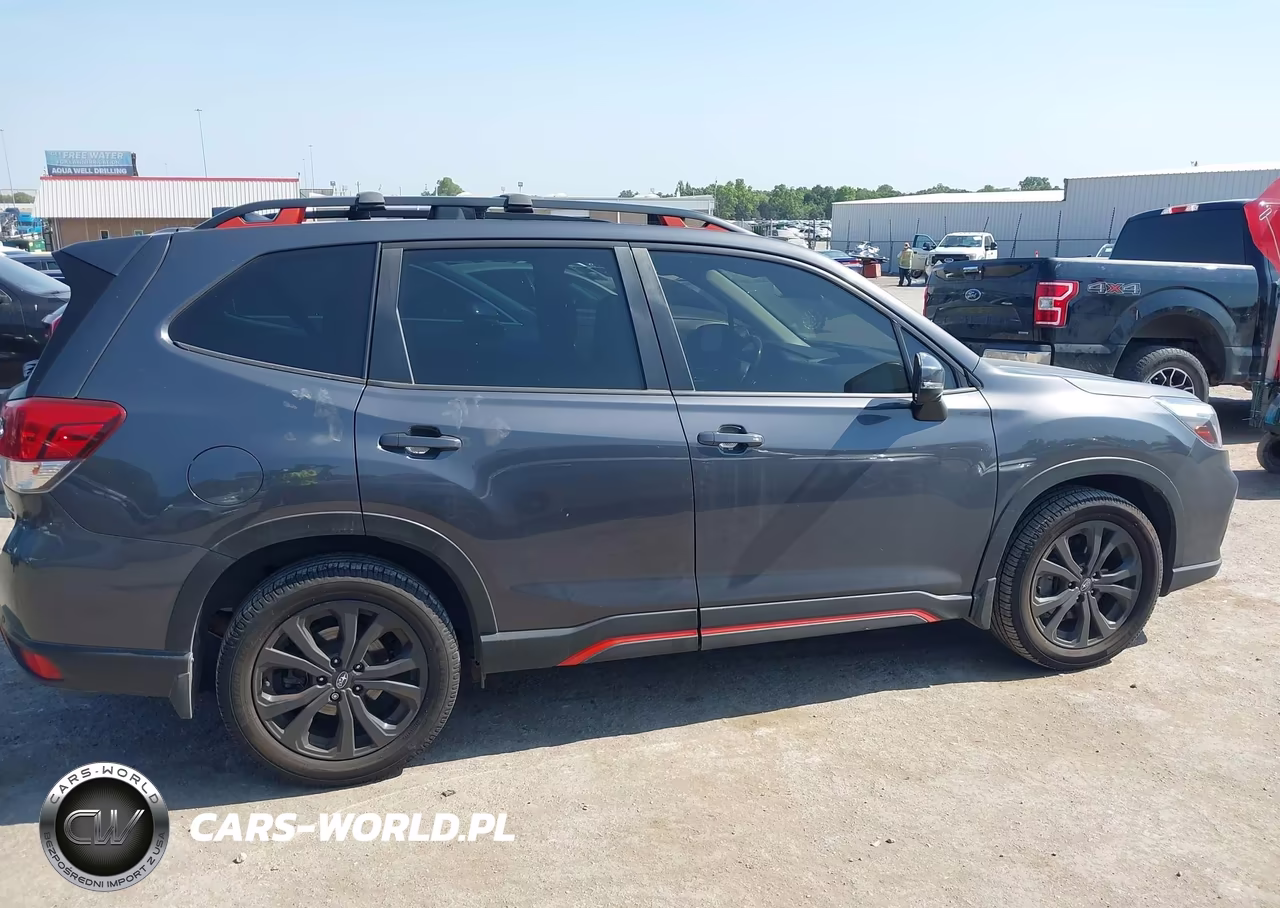 2020 Subaru Forester Sport VIN:JF2SKARC9LH558104 - 13
