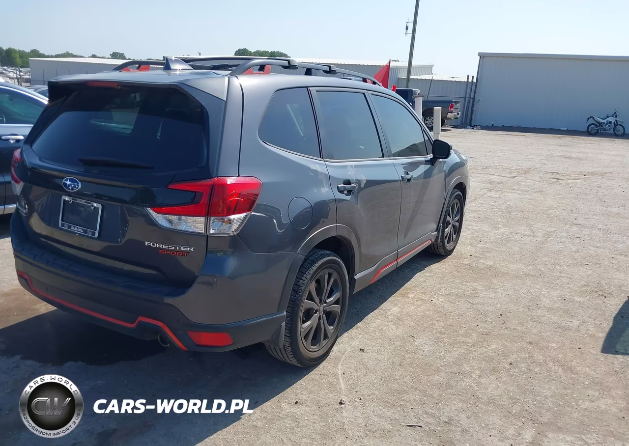 2020 Subaru Forester Sport VIN:JF2SKARC9LH558104 - 4