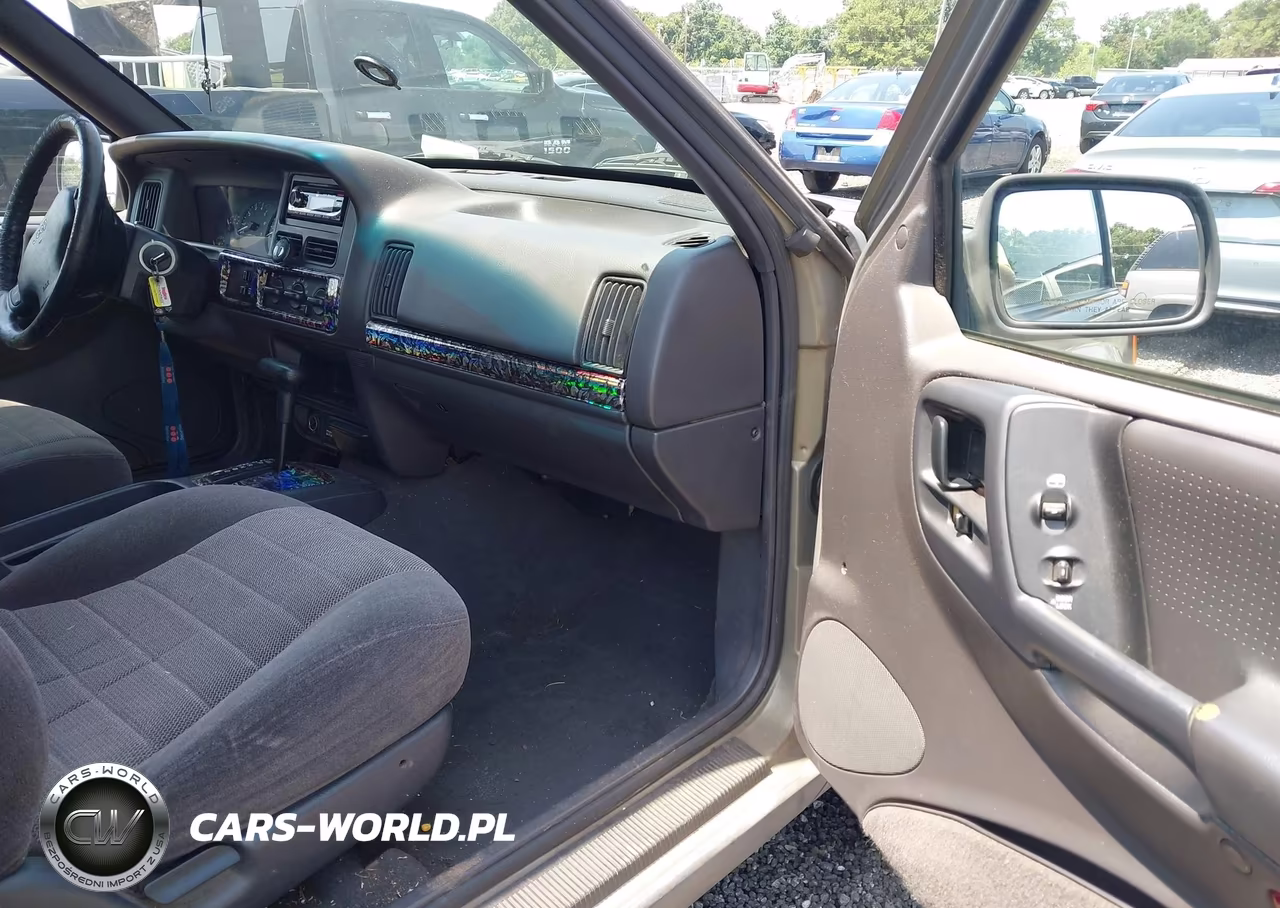 1998 Jeep Grand Cherokee Laredo VIN:1J4FX58S4WC281293 - 5