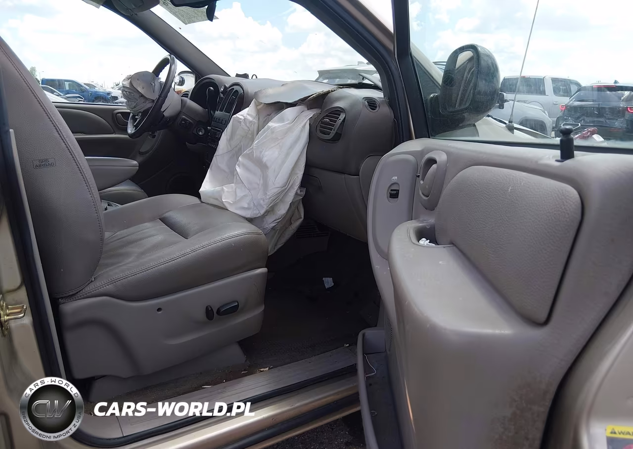 2003 Chrysler Town & Country Lxi VIN:2C8GP54L43R304324 - 5
