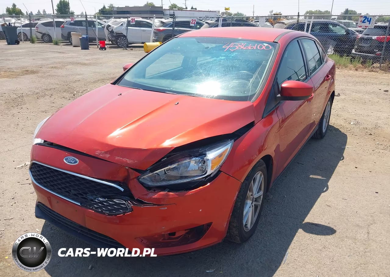2018 Ford Focus Se VIN:1FADP3F22JL271106 - 2