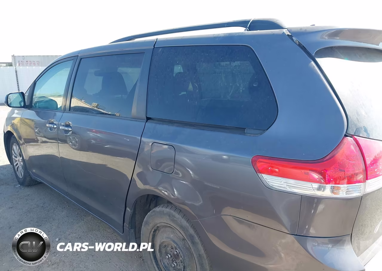 2011 Toyota Sienna Xle V6 VIN:5TDYK3DC9BS072849 - 14