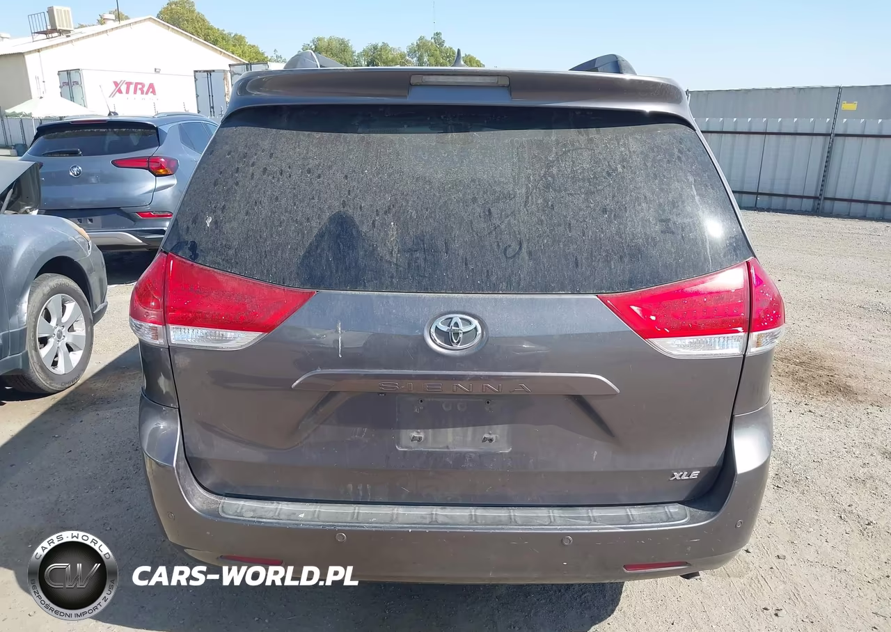 2011 Toyota Sienna Xle V6 VIN:5TDYK3DC9BS072849 - 16