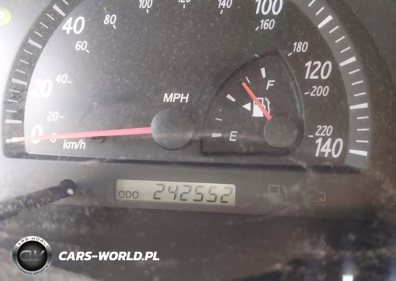 2003 Toyota Camry Le VIN:JTDBE32K830179256 - 15
