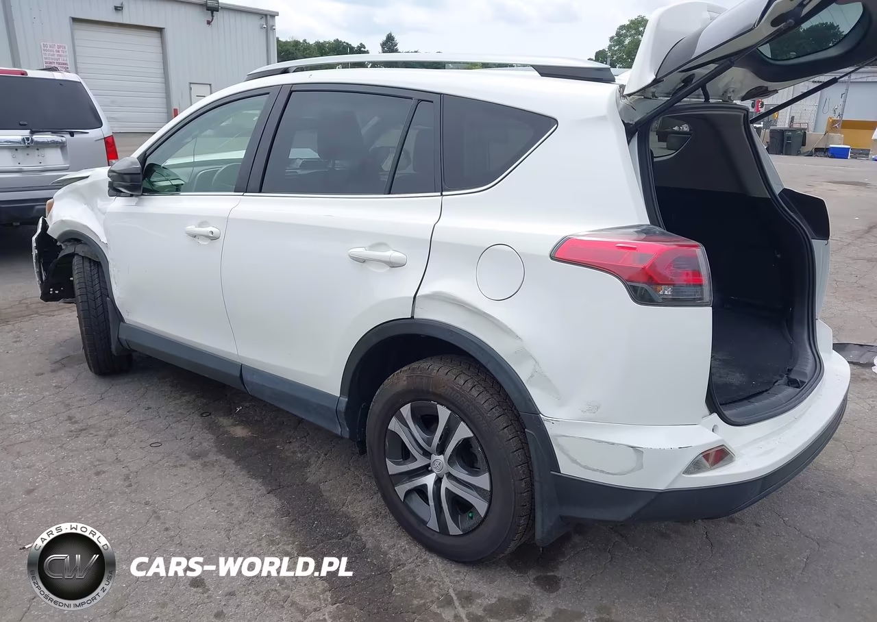 2017 Toyota Rav4 Le VIN:JTMBFREV4HJ115853 - 3