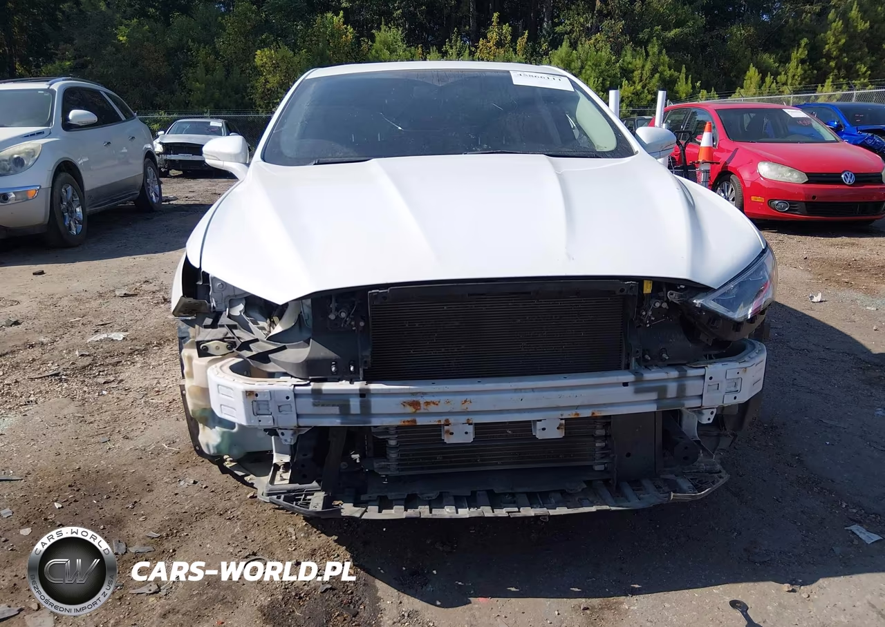 2018 Ford Fusion Hybrid Titanium VIN:3FA6P0RU0JR269943 - 12