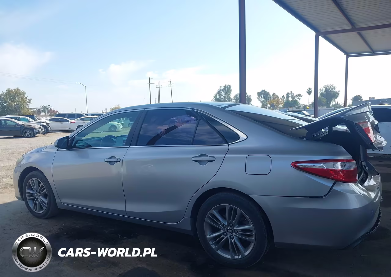 2016 Toyota Camry Se VIN:4T1BF1FK1GU528960 - 14