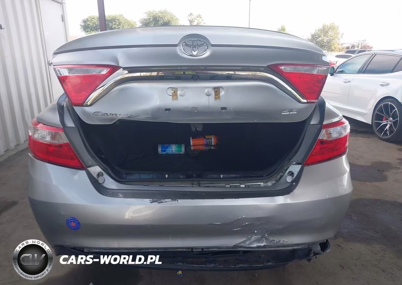 2016 Toyota Camry Se VIN:4T1BF1FK1GU528960 - 16