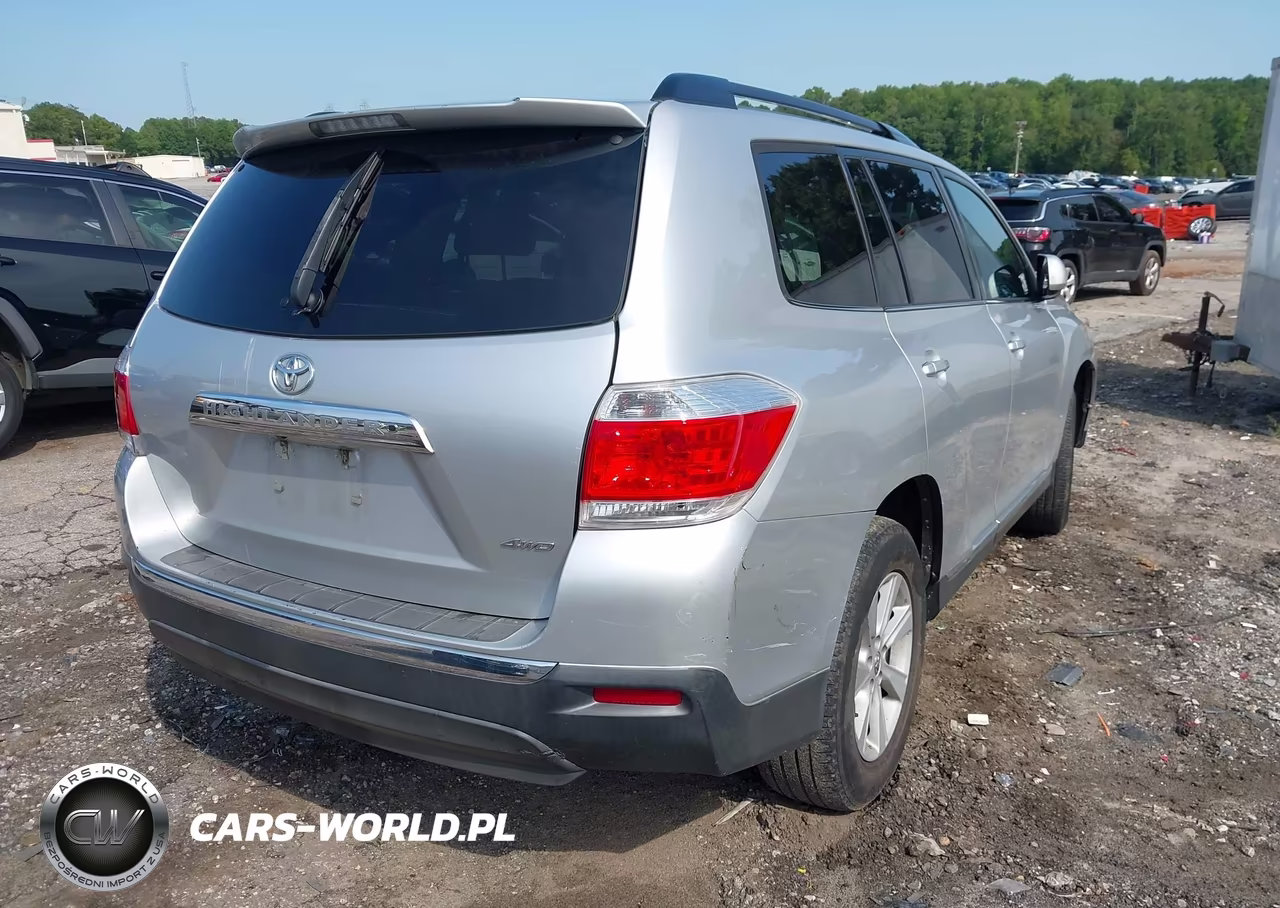 2013 Toyota Highlander Se V6 VIN:5TDBK3EH3DS242562 - 4