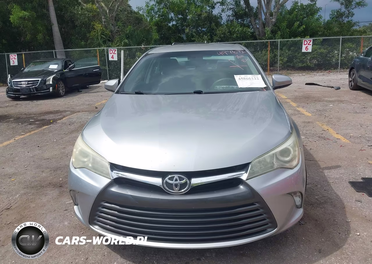 2015 Toyota Camry Le VIN:4T1BF1FK3FU497872 - 12