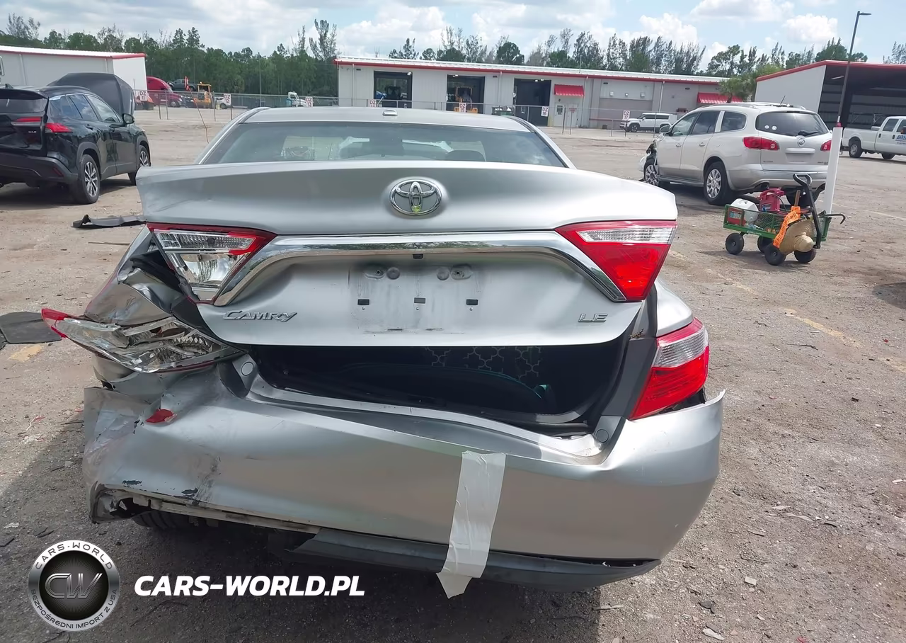 2015 Toyota Camry Le VIN:4T1BF1FK3FU497872 - 6