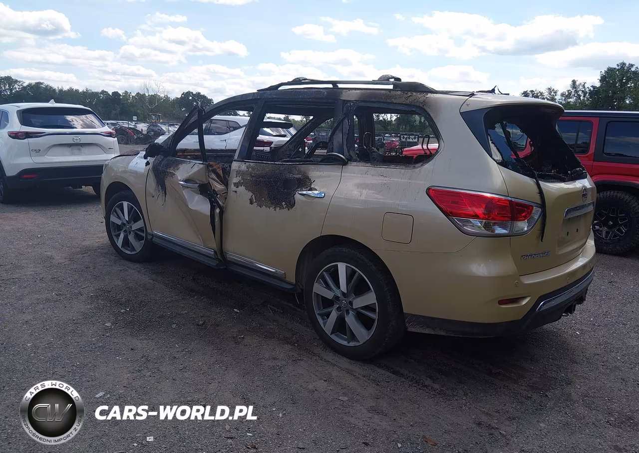 2013 Nissan Pathfinder Platinum VIN:5N1AR2MM6DC614232 - 3