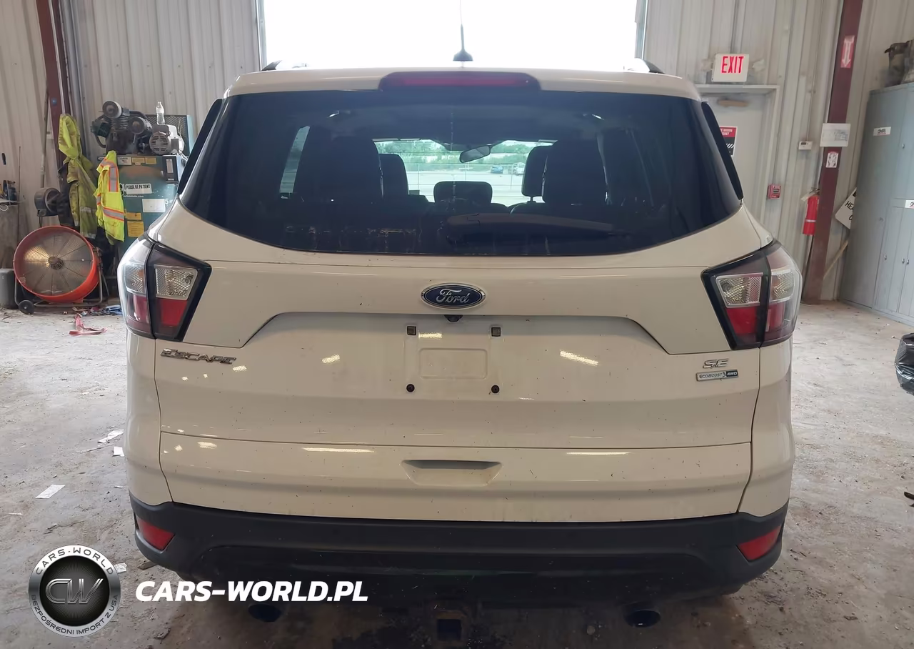 2017 Ford Escape Se VIN:1FMCU9G98HUD46582 - 16