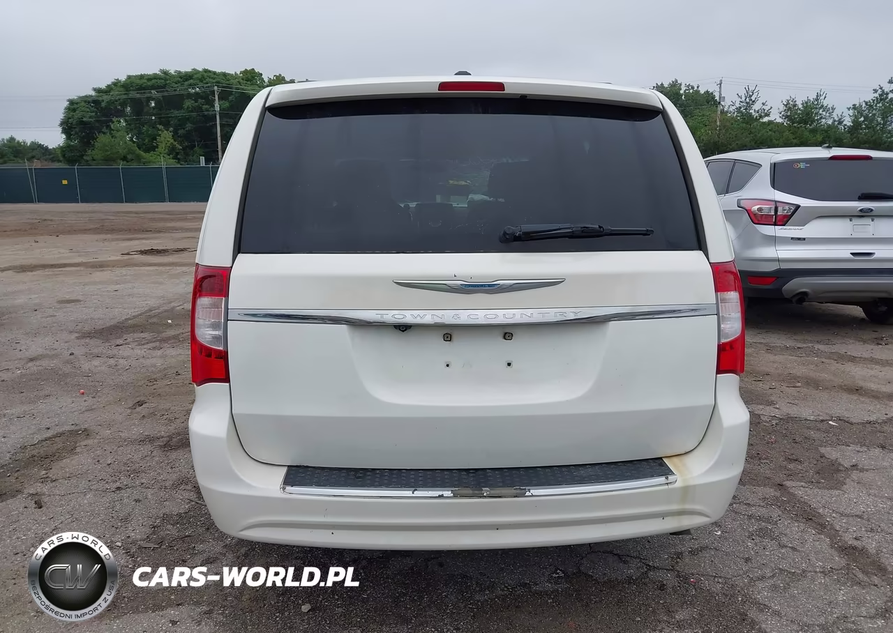 2012 Chrysler Town & Country Touring VIN:2C4RC1BG0CR136587 - 17
