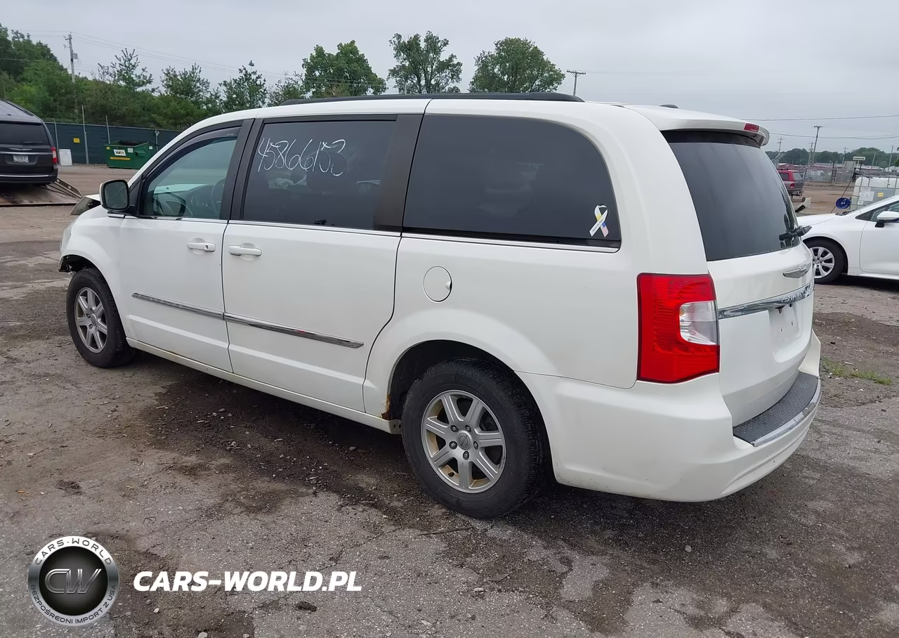 2012 Chrysler Town & Country Touring VIN:2C4RC1BG0CR136587 - 3