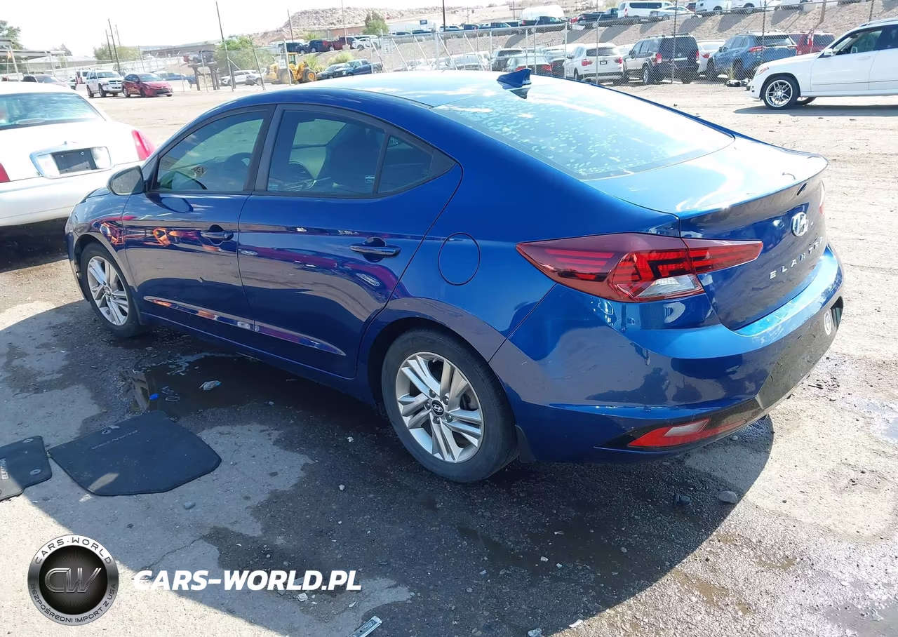 2019 Hyundai Elantra Sel VIN:5NPD84LF6KH455099 - 3