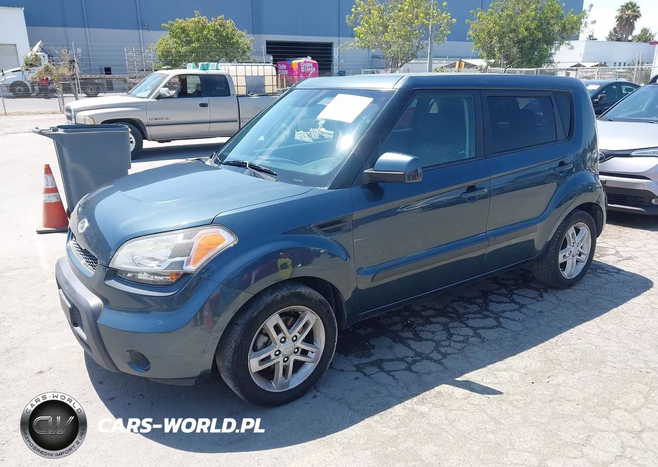 2011 Kia Soul + VIN:KNDJT2A22B7277511 - 2