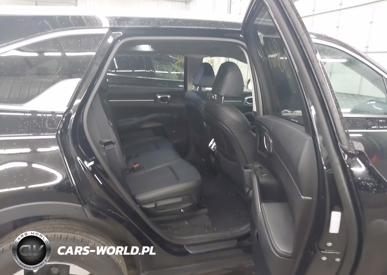 2025 Kia Sorento S VIN:5XYRLDJC0SG327476 - 8