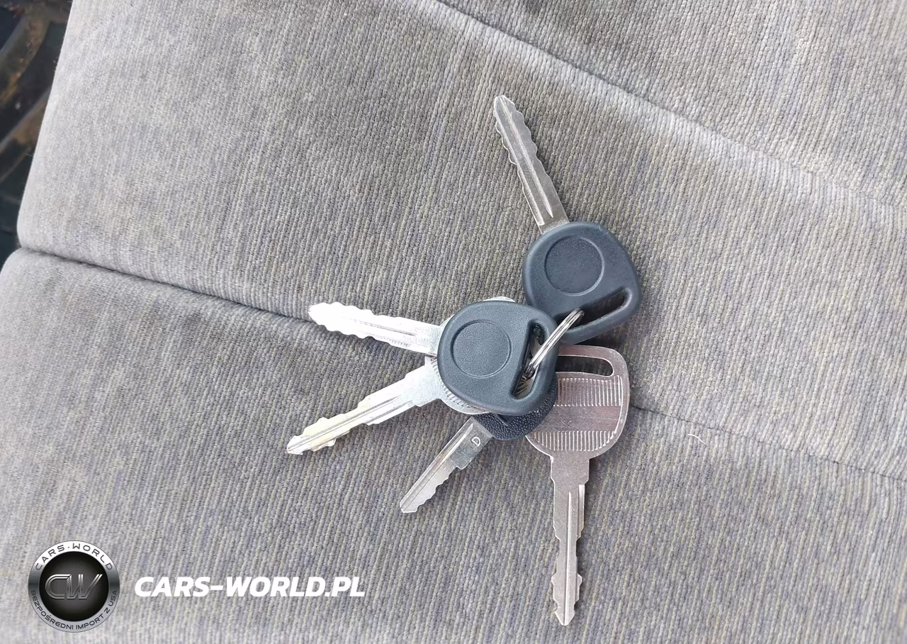 1998 Chevrolet Malibu VIN:1G1ND52M1W6135266 - 11
