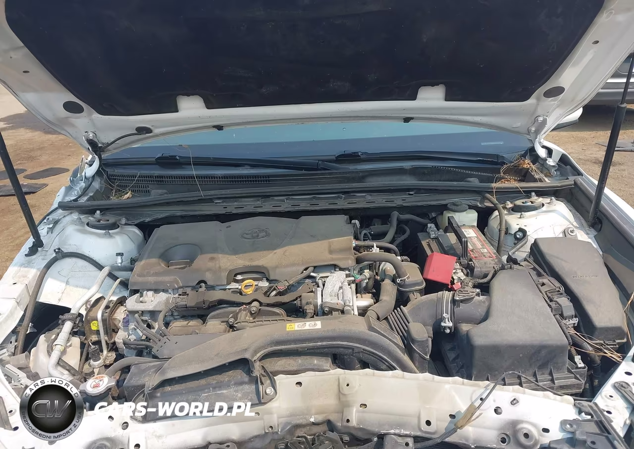 2018 Toyota Camry Le VIN:4T1B11HK6JU011205 - 10