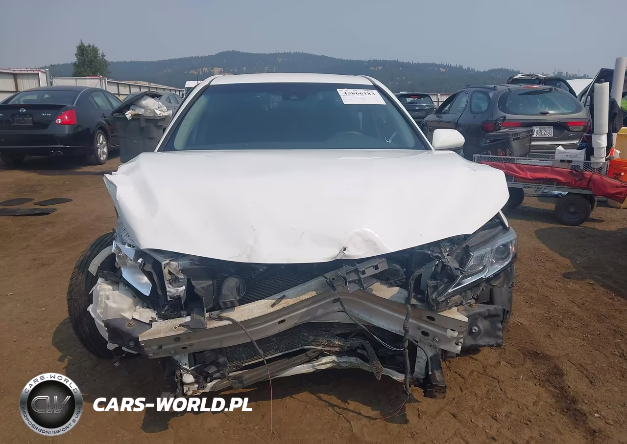 2018 Toyota Camry Le VIN:4T1B11HK6JU011205 - 12