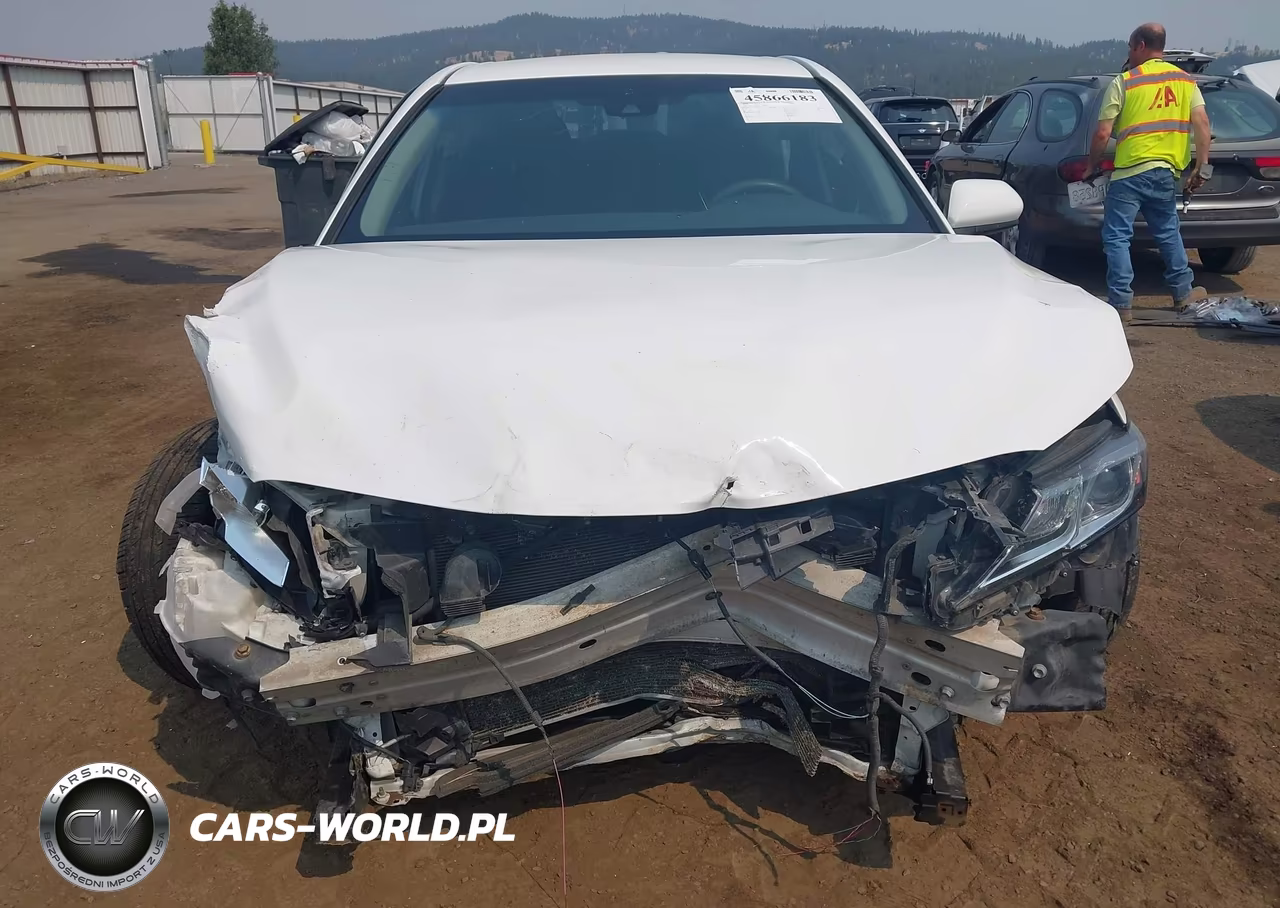 2018 Toyota Camry Le VIN:4T1B11HK6JU011205 - 6