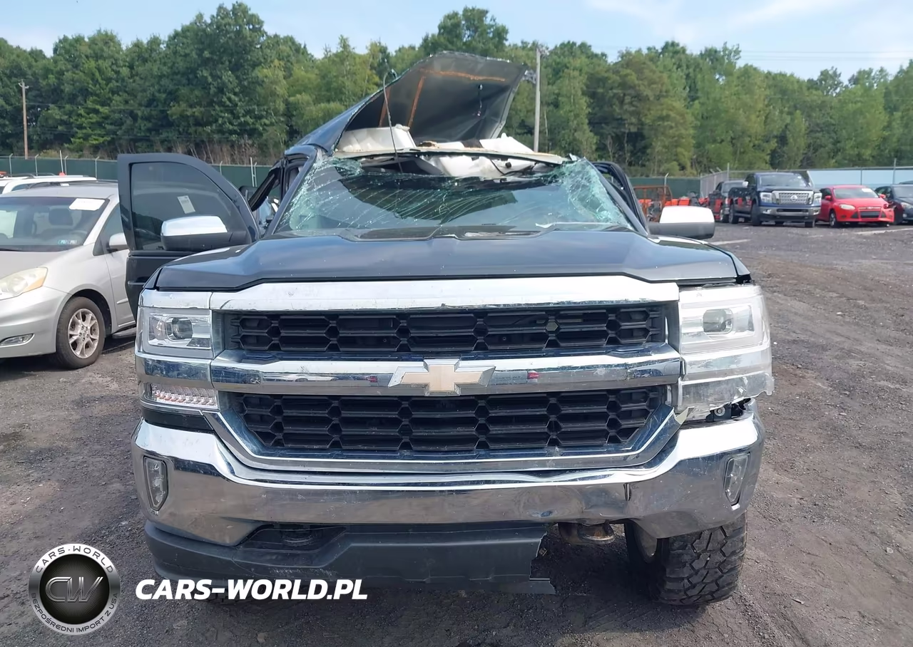 2018 Chevrolet Silverado 1500 1Lt VIN:3GCUKREC4JG168644 - 12
