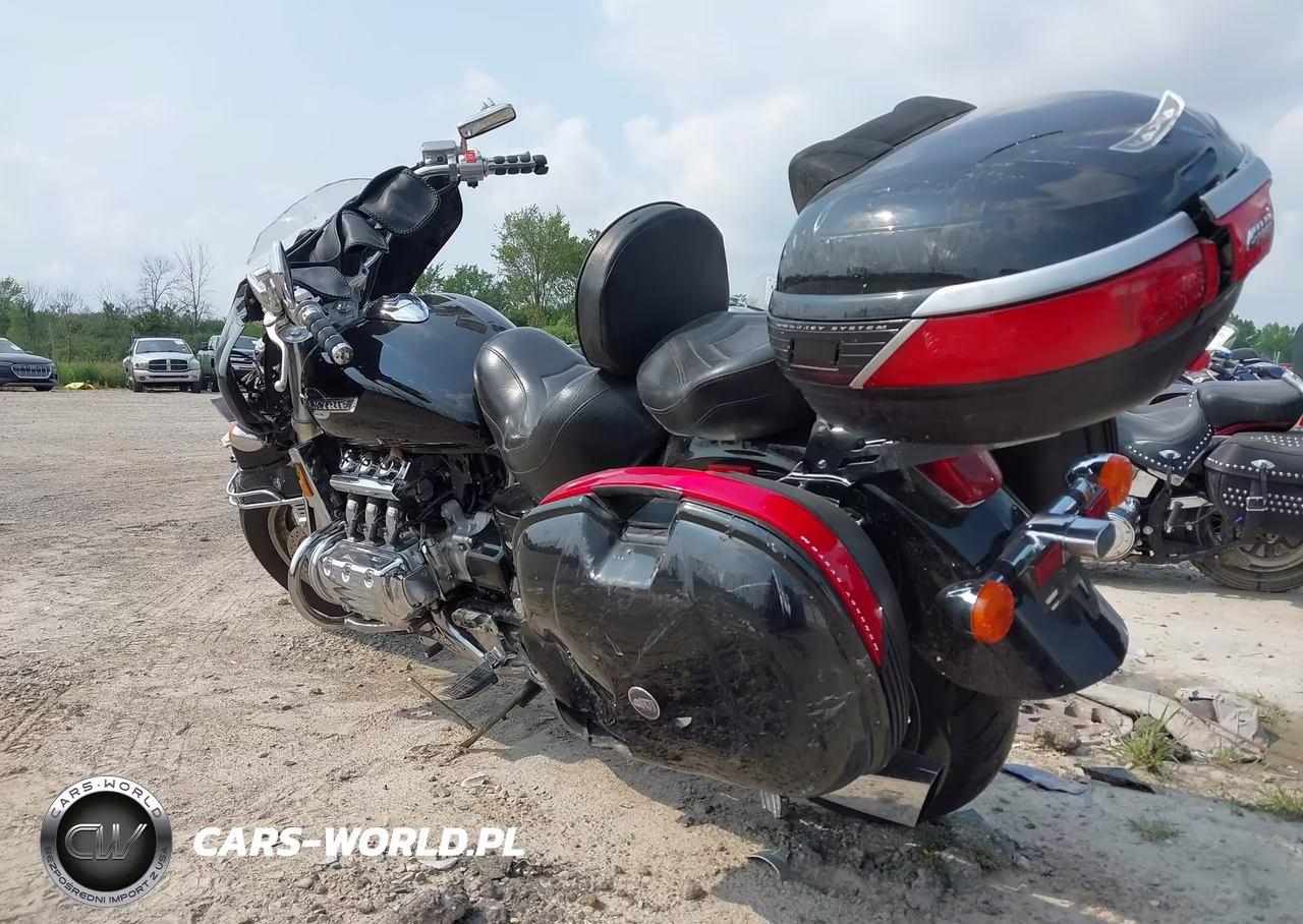 1998 Honda Gl1500 C-2 VIN:1HFSC3401WA104873 - 3