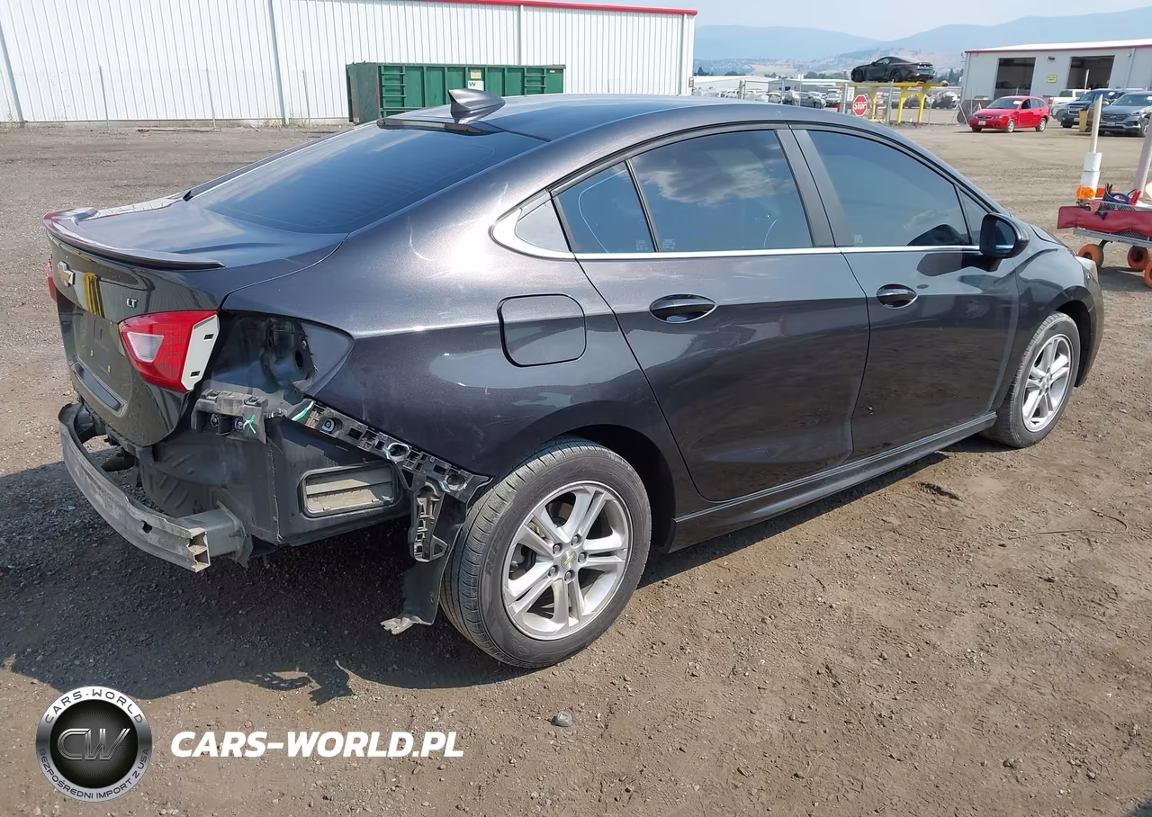 2017 Chevrolet Cruze Lt Auto VIN:1G1BE5SM7H7182167 - 4