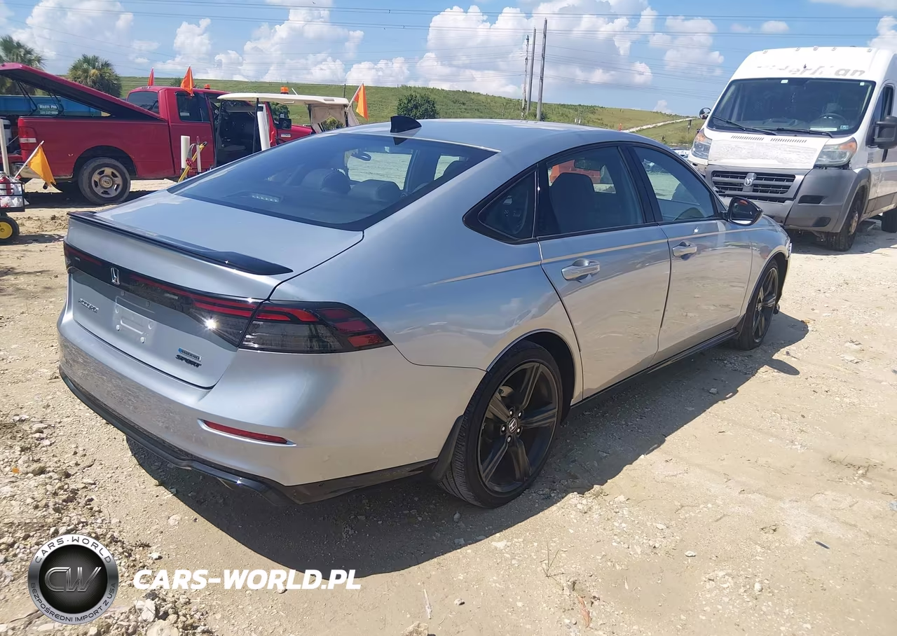 2025 Honda Accord Hybrid Sport-L VIN:1HGCY2F74SA033555 - 4