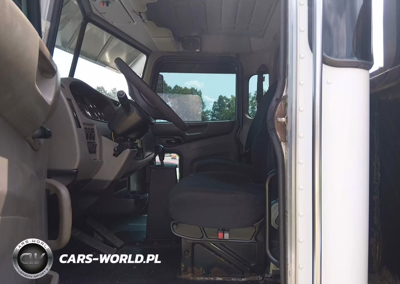 2011 Peterbilt 337 VIN:2NP2HM6X2BM114643 - 7