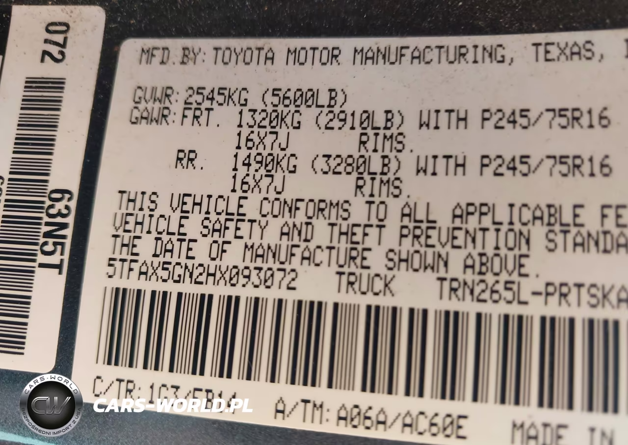 2017 Toyota Tacoma Sr VIN:5TFAX5GN2HX093072 - 9