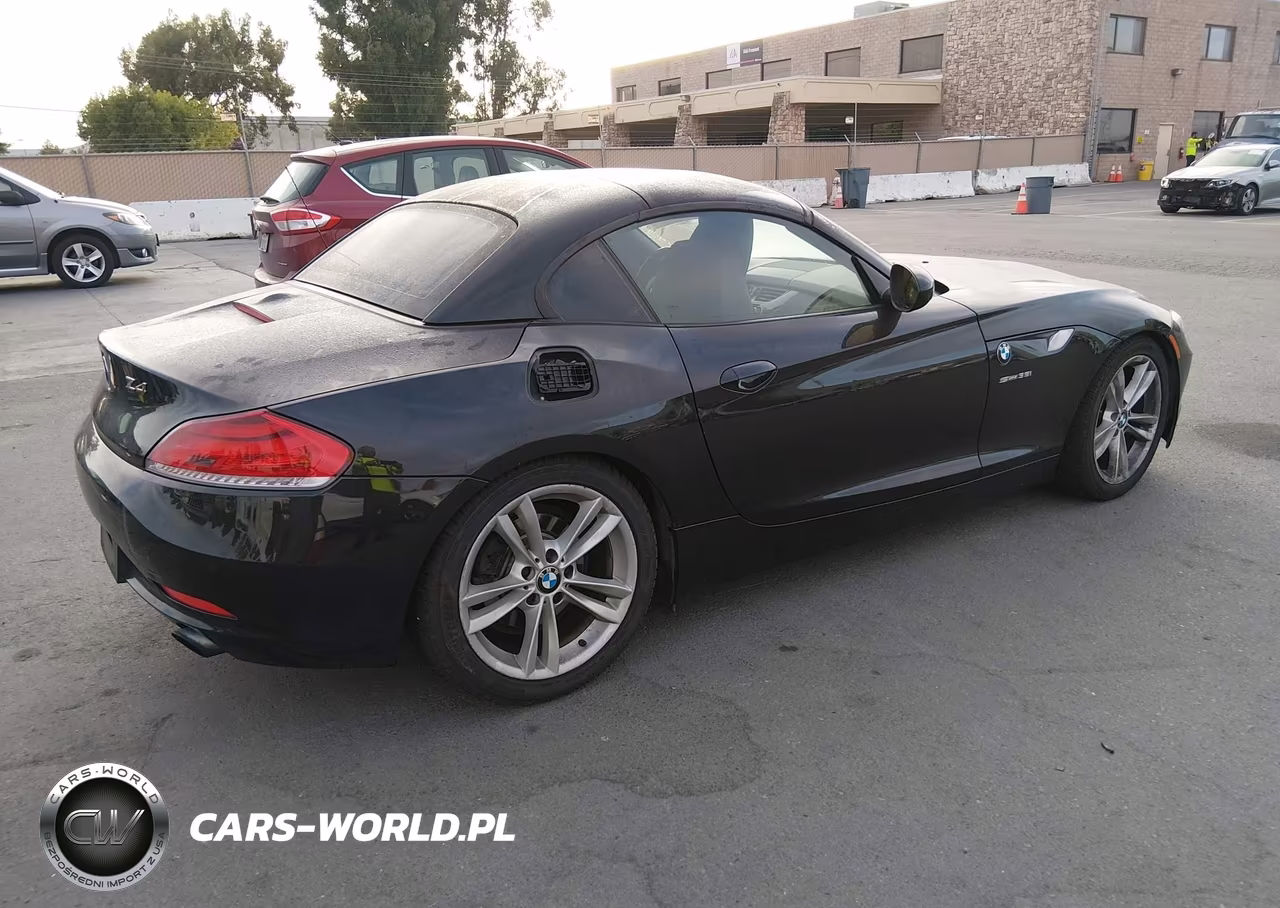 2013 BMW Z4 Sdrive35I VIN:WBALM7C5XDE385218 - 4