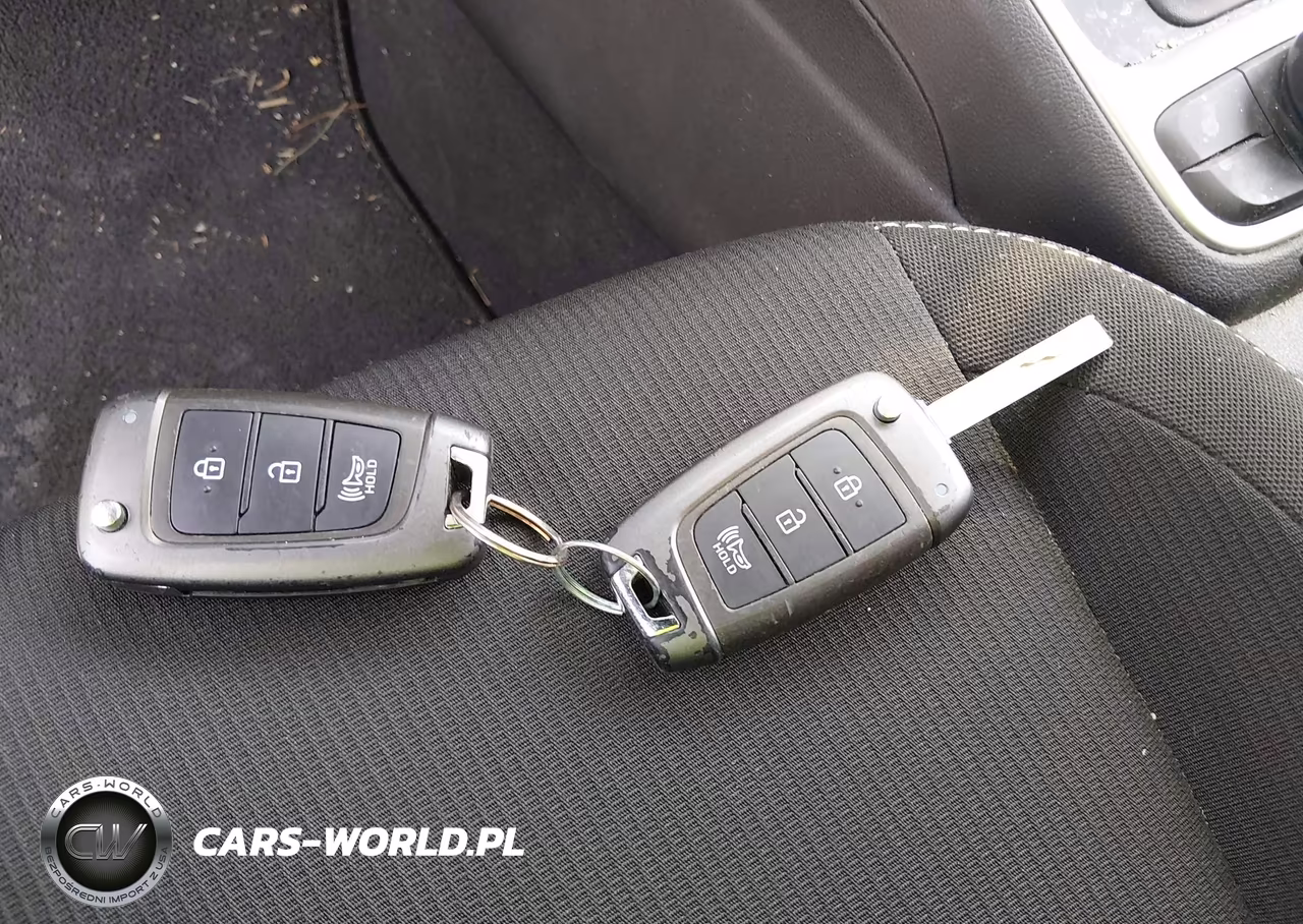 2021 Hyundai Venue Sel VIN:KMHRC8A34MU078359 - 11