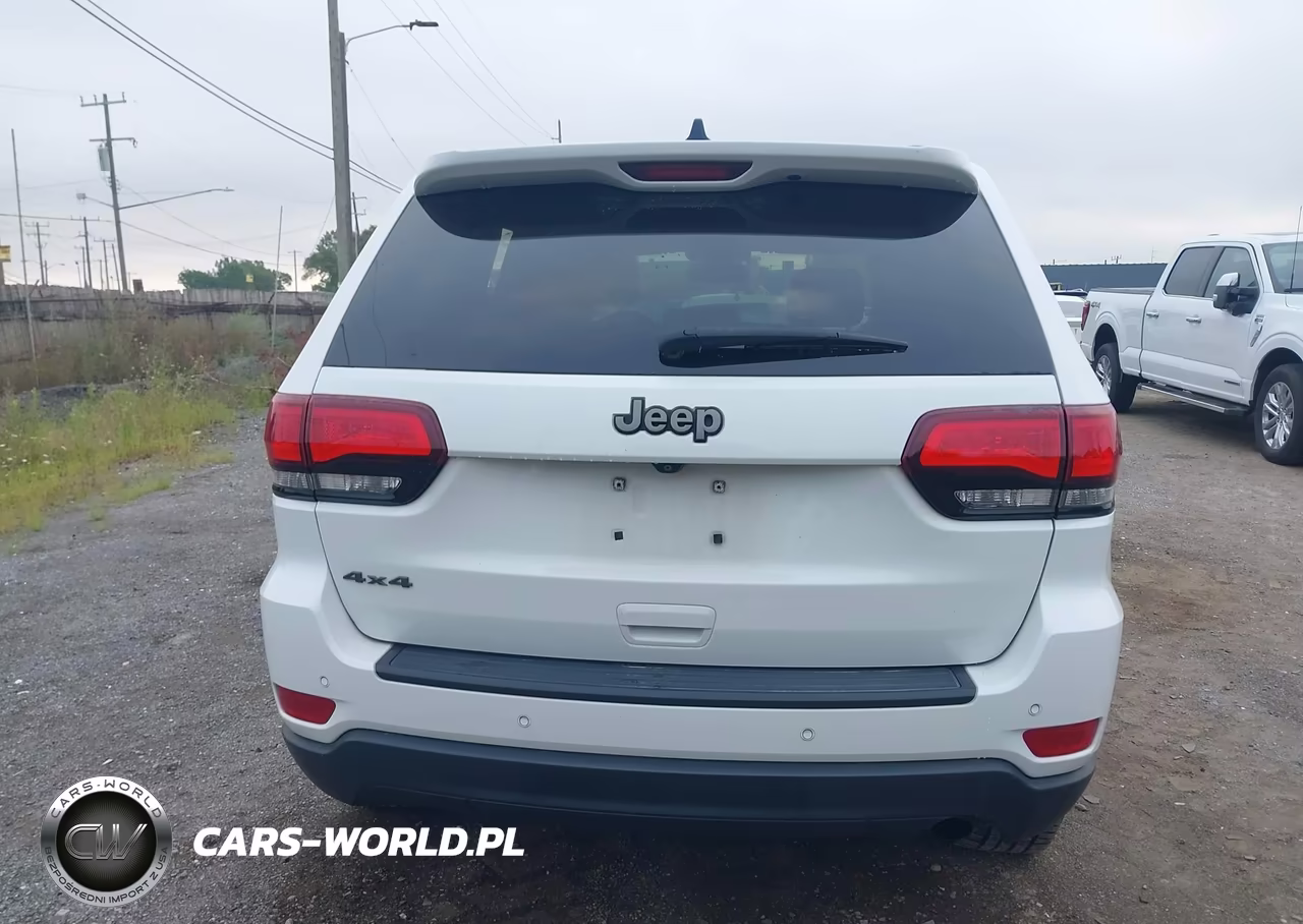 2016 Jeep Grand Cherokee 75Th Anniversary VIN:1C4RJFAG3GC425823 - 16