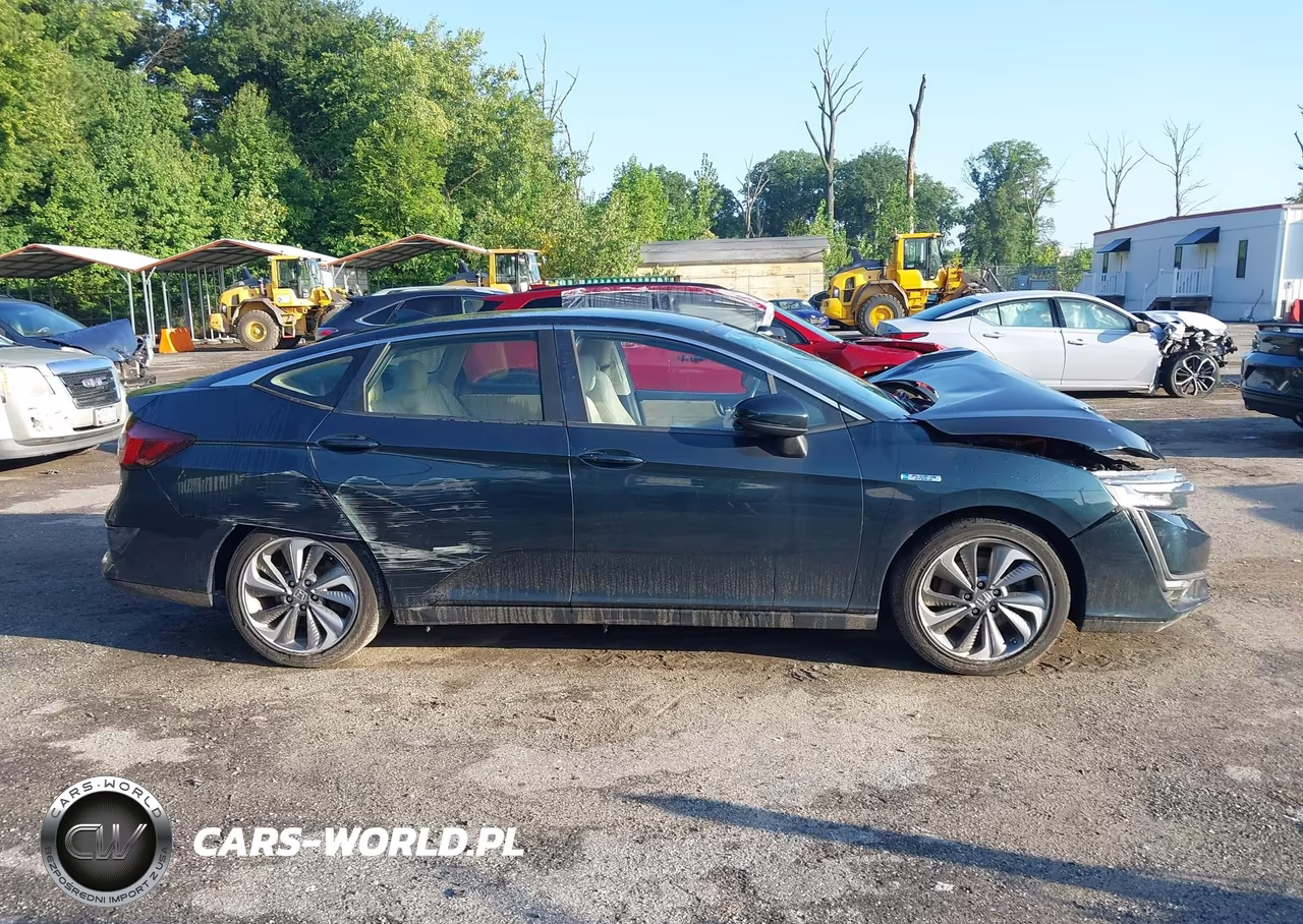 2018 Honda Clarity Plug-In Hybrid Touring VIN:JHMZC5F30JC006697 - 13