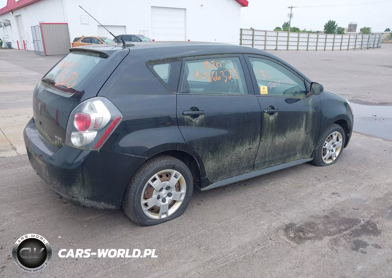 2009 Pontiac Vibe VIN:5Y2SP67009Z409623 - 4