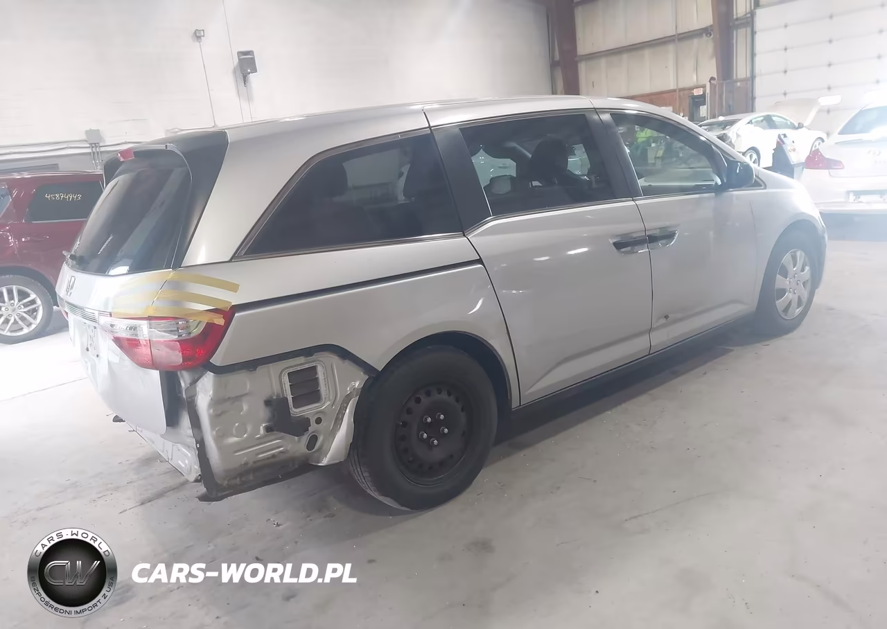 2013 Honda Odyssey Lx VIN:5FNRL5H26DB016969 - 4
