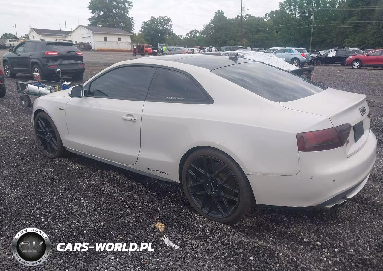 2011 Audi S5 4.2 Premium Plus VIN:WAUCVAFR7BA010898 - 3