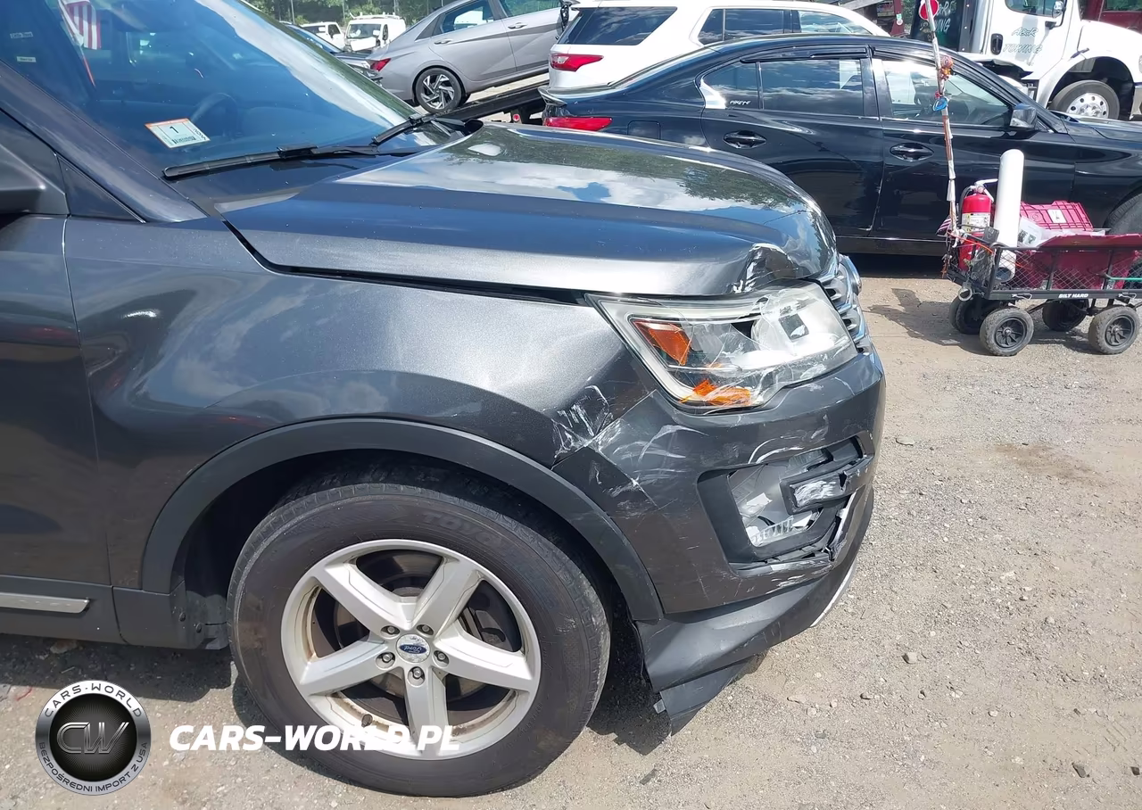 2016 Ford Explorer Xlt VIN:1FM5K8D83GGB77167 - 17
