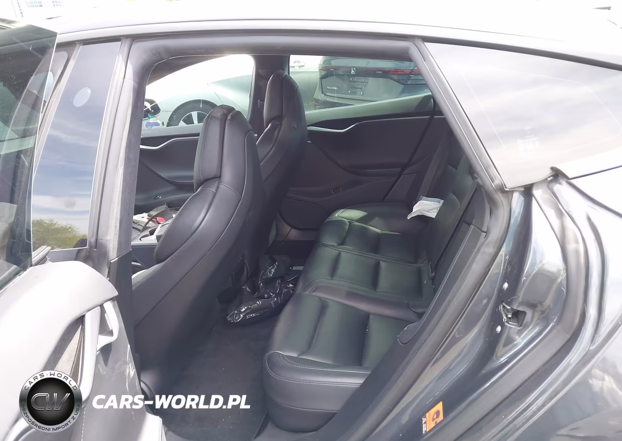 2018 Tesla Model S 100D-75D-P100D VIN:5YJSA1E25JF274156 - 8